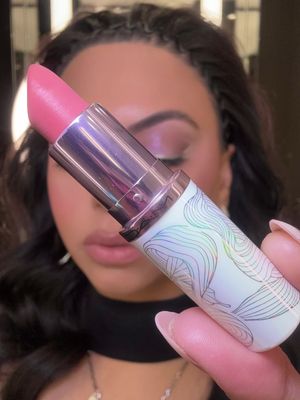 MAC Metamorphosis lip combo! ✨ Spiced tea lip liner & Barefoot lipstick 💕@M·A·C Cosmetics Canada @maccosmetics @M.A.C Cosmetics Store #maccosmetics #macmetamorphosis #maccosmeticscanada #lipcombo #creatorsearchinsights 