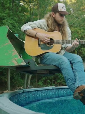 Who’ll be listenin to this one come Friday? #country #countrymusic #acoustic 