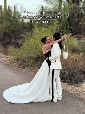 Guess you can say it runs in the family? ❤️🤵👰 #wlw 