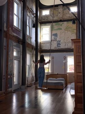 go to my IG to see me jump on the bed 🫶🏻 @balancebymacy #design #architecture #swing 