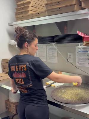 Pizza girl with a little trick on why we use a little bit of cornmeal. Thin is in baby only at Ian and Kye’s Pizza. #pizza #girl #fyp #explore #girlswholift 