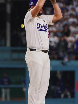 One last ride for Clayton Kershaw 🐐 #worldbaseballclassic #usabaseball #dodgers