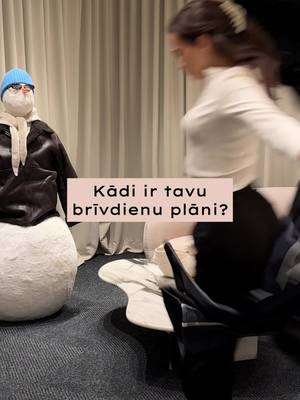 Kādi ir tavi plāni brīvdienām? Kāds dodas uz kalniem, kāds izvēlas garu pastaigu pa mežu, kāds paliek mājās zem siltas segas… bet ir arī tādi, kuriem ziema un sniegs nav labākais draugs, un viņi dodas uz T/C Spice LET OUT izpārdošanu 👀❄️🛍️ Šis ir īstais brīdis, lai papildinātu savu skapi gan ar siltu ziemas apģērbu, gan jau ieķertu ko vieglu vasarai.