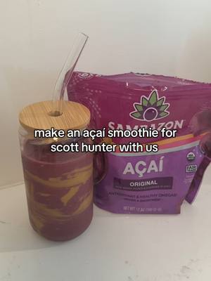This is definitely the berry smoothie that Scott Hunter was ordering... #heatedrivalry #popculture #scotthunter