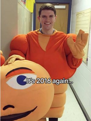 Let’s travel back to 2016 and see what our members were up to 🔄  #2016 #talarico #texas #trend #teacher