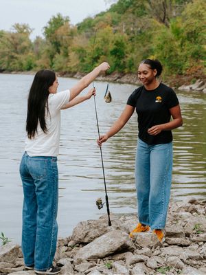 #ad No need to fish for this connection… @UScellular cast us to show that even the simplest moments are better when you’re together