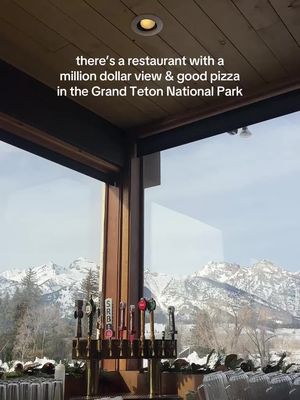 Never skip out on the opportunity to visit @Dornans while in the Grand Teton National Park!! Delicious pizza + a million dollar view of the Tetons! 🍕🏔️❄️ #jacksonholewyoming #jacksonhole #visitwyoming #travelcontentcreator #travelcontent 
