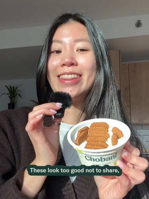 We tried the viral 2 ingredient yogurt cheesecake using our Greek Yogurt. What flavor combo would you try? Let us know in the comments ⬇️🥄
