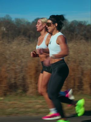 THE DUO YOU DIDN’T KNOW YOU NEEDED🏃‍♀️🔥 HYROX isn’t just running. It’s strength, pacing, and learning how to move together. Sydney Wells and I are prepping for HYROX Doubles and this is exactly how I train. Follow me to my first Hyrox! If you are interested in getting into Hyrox, you can follow my Hyrox program. Link in bio 🔗