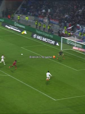 ENDRICK. 🇧🇷 What a player 😳 #Sportstiktok #Ligue1McDonalds #brazil #Endrick #lyon @Endrick Felipe @Olympique Lyonnais @CazéTV 