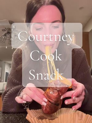 @Courtney Cook try it with hot honey #courtneycook #eatwithme #foodtiktok #fyp #viral 