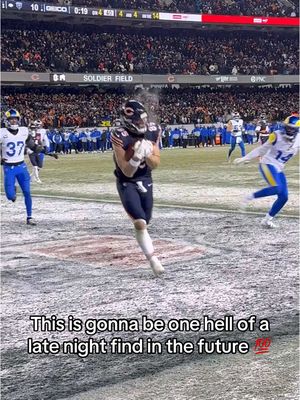 This angle of Caleb Williams TD pass is INSANE 🤯🔥 #fyp #calebwilliams #chicagobears #touchdown 