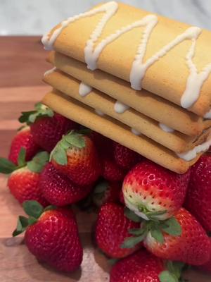 Have you tried our NEW FROSTED STRAWBERRY Protein Pastry yet?  11g protein, 2g sugar.  The best way to get the best out of your day! 