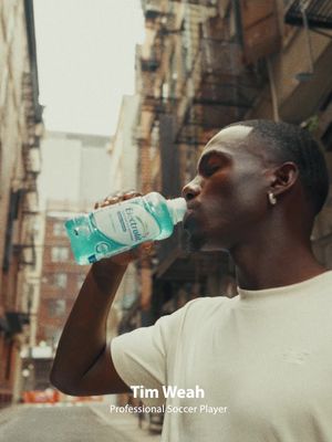 Rooted in NYC, built for the biggest stage this summer. 🗽 We’re proud to officially announce our partnership with Tim Weah! This campaign goes beyond performance — it’s personal. Tim helped creative direct a story that reflects his culture and the city that shaped him. That authenticity, grit, and focus are exactly what Electrolit stands for. With a major summer ahead, staying locked in matters. We’re honored to support Tim with hydration that helps keep him ready.💧