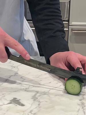 On the ice, or in the kitchen, @bladetechhockey’s flexible blades are top notch quality - and are even customizable! 👨‍🍳 #chef #hockeyskates #heatedrivalry 