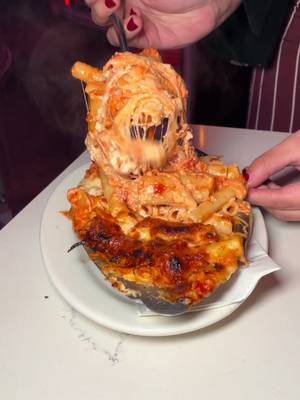 Hey Cousins!  Do you love #cheese and #pasta ?! Well the baked pasta from from @Pietros_East_Meadow in #eastmeadow #longisland is next level just look at this cheese pull! If you’re a #longislandfoodie this should be on your list 🍝🧀🇮🇹