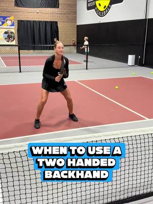 When should you use a TWO-handed backhand? 🤔👇 The two-hander isn’t just for looks — it’s a weapon when used at the right time. ⚡️When the ball is wide Two hands give you extra reach and stability, especially when you’re stretched out. 💥 For added power + control Perfect for drives, passing shots, or when you need a confident swing without over-muscling it. 🧍‍♀️ When you’re moving laterally That second hand helps you stay balanced and connected as you slide or recover. 🎯 For consistency under pressure Great option when the pace picks up and you need a reliable backhand you can trust. Bottom line: ➡️ Use two hands when the ball is away from your body and you need strength, reach, and stability. Which backhand are you using more lately — one or two hands? 👀👇#pickleball #pickleballtips #pickleballaddiction #pickleballer #pickleballtechnique 