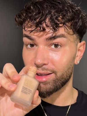 UMMM… WHO THOUGHT REFORMULATING THIS WAS A GOOD IDEA??? 👀 @Estée Lauder A D #makeup #makeupartist #beauty #MadeForMore #EsteePartner 