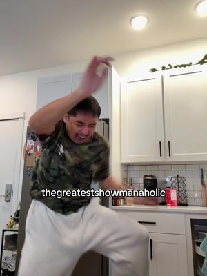 THIS SHI GOT ME SLAPPIN MY KNEE LIKE CRAZY #thegreatestshowman #fromnowon #fyp