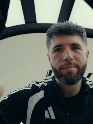 I am the captain now  #sidemen #sidemencharitymatch #zerkaa @Josh Zerker 