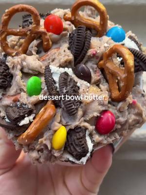 @Brett Chody DESSERT BOWL BUTTER OUT NOW!!!! #dessertbowl #popupbagels #bagelbopscontest #butter #foodtiktok 