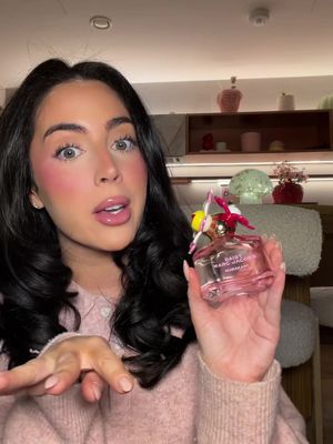 Managed to get my hands on @MarcJacobsFragrances Pink Daisy Murakami fragrance 🌸✨💅🏻💕💖🌺🌷🌸🌷🌺ad full collection available 28th Jan @Selfridges #MJDaisy