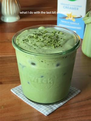 matcha sea salt flakes!! so satisfying & delicious sprinkled onto lattes 🍵✨ #matchatok #hack #matchalover #nutpods 