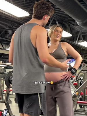 someone come get this man 😭 dumbbell RDL’s on the menu today 👏🏼🤍 LEGS GET ITTTTT @Alive App #rdltutorial #gymhumor #workoutwithme #pregnancyworkout #gymcouple 
