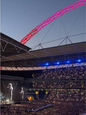 Mentally, we’re here right now. Harry Styles: Together, Together can’t come soon enough 😍  #harrystyles #harrystylesvids #wembley 