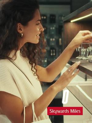 Earning Skywards Miles is as easy as saving your payment card on the Skywards Everyday App. 