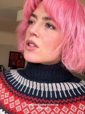 Here are my own suggestions: Tiphany Haddish, Nikki Glaser, Wanda Sykes, Robby Hoffman, Michelle Wolf, Liza Treyger, Hannah Berner, Maria Bamford, Nicole Byer, Michelle Buteau, Sarah Silverman, Jaqueline Novak (there are many many more)  ** ALLEGEDLY CHASE AFTER TEENAGE GIRLS. The comedian in question denies all allegations.