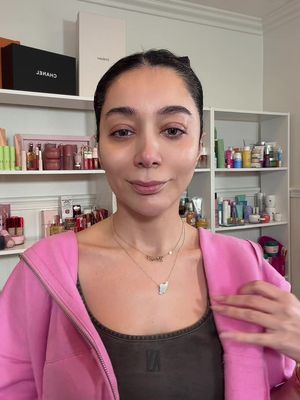 خاطرات بابام:  Tinted spf by @Naked Sundays  Contour by @Makeup By Mario  Concealer by @Haus Labs  Lip liner and lipgloss by @ColourPop Cosmetics 