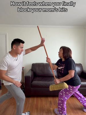 When you block your mom’s hits 😂 #fyp #comedy #mom #funnyvideos 