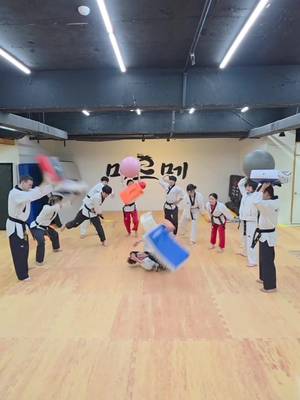 게임 살벌하네..🙄 #미르메 