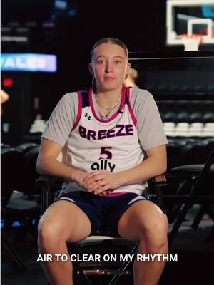 SHE HAS RHYTHM YALL 🤣 watch the full episode of The Show on YouTube #unrivaled #theshow @Paige Bueckers #paigebueckers 