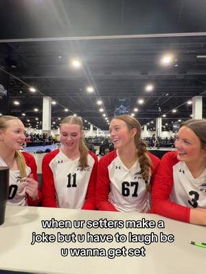 JUST DO WHATEVER MAKES UR SETTER HAPPY🥹 #volleyball #clubvolleyballseason #volleyballtiktok #playingvolleyball #volleyballplayer 