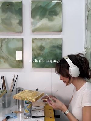 art is the language 🤍 #artist #art #contemporaryart #resin 