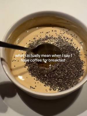 this was unreal🤤 Coffee chia pudding with caramelised banana yogurt bowl☕️#chiaseeds#breakfast#yogurt#breakfastbowl 
