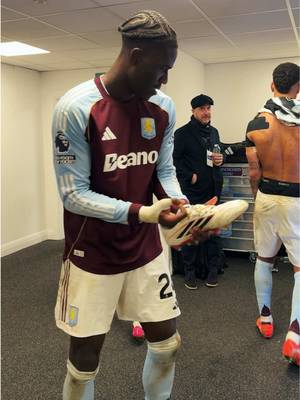 Three points in the boot 😁 #astonvilla #PremierLeague #AmadouOnana