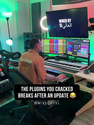 Should’ve left it alone 😭 #funnymeme #musicproduction #musicproducer #audioengineer #recordingstudio