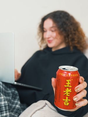 What pairs well with Walovi? Literally anything edible! #Walovi #Wanglaoji #Cool #Lifestyle #refreshing #FYP