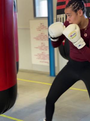 Quiet grind. Loud results. 🥊💥 #boxing#womeninsports #TrainingDay #fyp#fitness