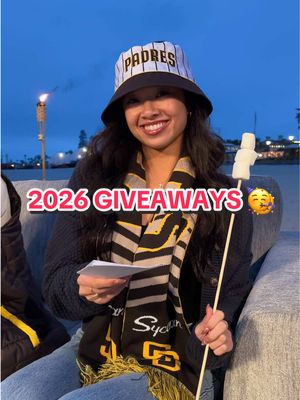 You might want to stay until the end 👀 #MLB #baseball #giveaway #padres #sandiego 