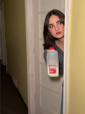 Just another night at granny’s house… #feverdream #horror 