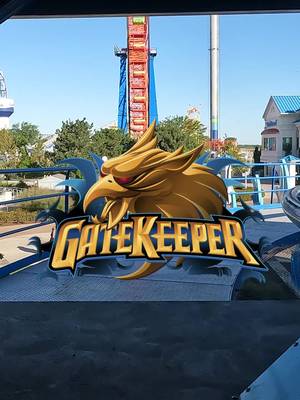 😍 Is #GateKeeper your fav?! 😍 GateKeeper makes a statement - from the moment you walk in to #CedarPoint, you know you're at The Roller Coaster Capital of the World! Show this beloved roller coaster some love in the comments. 💙🩵🧡