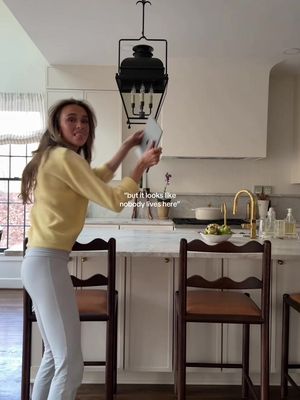 NOTHING left out is safe in this house. #cleanfreak #interiordesign 