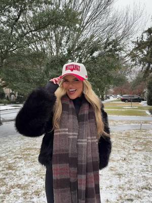 barbie with the best layer🙂‍↔️💅🏼 #OOTD #fitcheck #hatbrand #fyp #snowday 