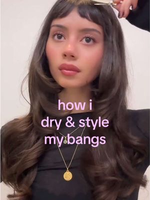 A much more detailed tutorial on how I dry & style my baby bangs~ My wonderful hair stylist taught me this method and I’ve been doing it for years @Dyson USA @Mason Pearson @randco @SexyHair 