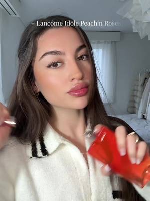 Die @Lancôme Idôle Curl Mascara gibt das gleiche Resultat wie die ganzen Tricks für curly lashes. + Das passende Idôle Peach‘n roses Parfum dazu🍑🌹 #lancomemakeup #lancomefragrance #ad #mascara #makeup @Marionnaud Switzerland 