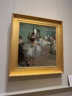 And I’ve never looked at Degas Ballet Dancers the same #themet #tourguide #newyorkcity #degas #balletdancer 
